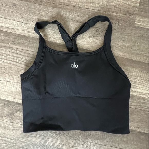 Alo Yoga Tank - Picture 2 of 3